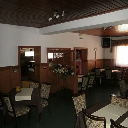 Hotel Pansion Bijela Ruza - A La Carte 3*