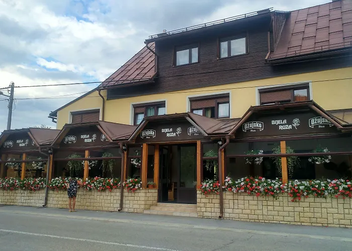 Pansion Bijela Ruza - A La Carte 3* Равна-Гора