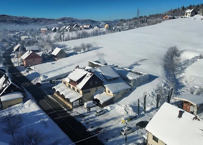 Pansion Bijela Ruza - A La Carte فندق رافنا غورا